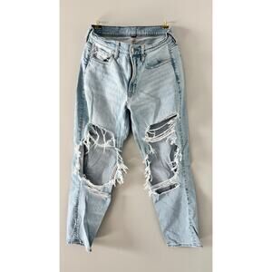 American Eagle Distressed Mom Jeans – Women’s Size 6 Regular – Light Wash